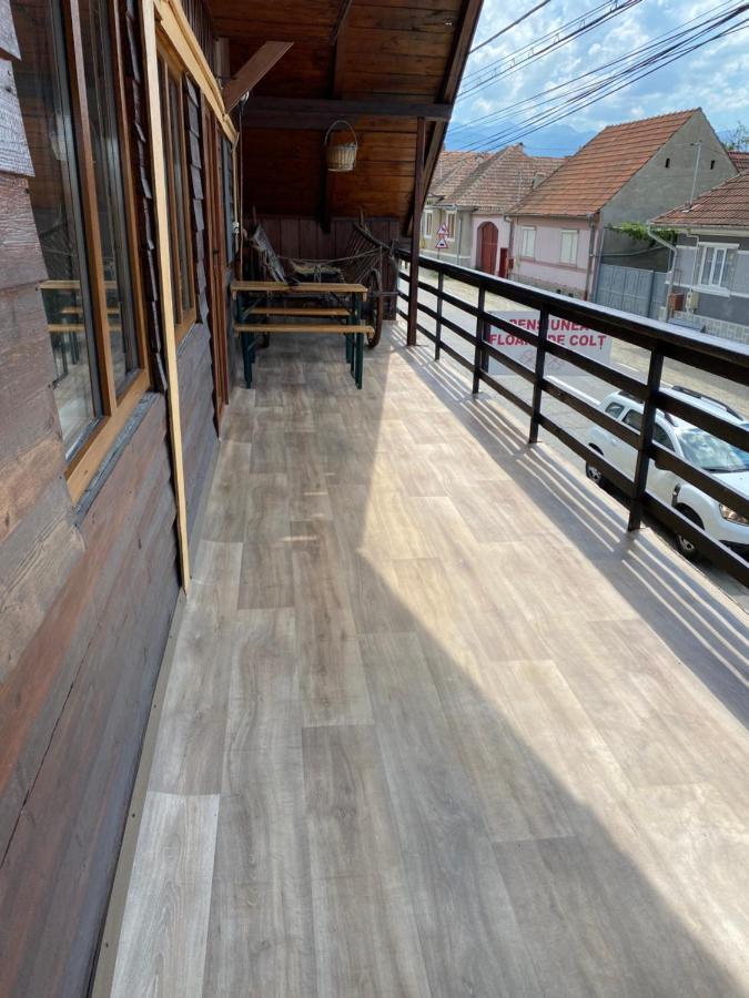Hotel Casa Floare De Colt Cîrţişoara Exterior foto